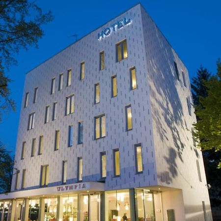 Hotel Olympia Kopřivnice المظهر الخارجي الصورة