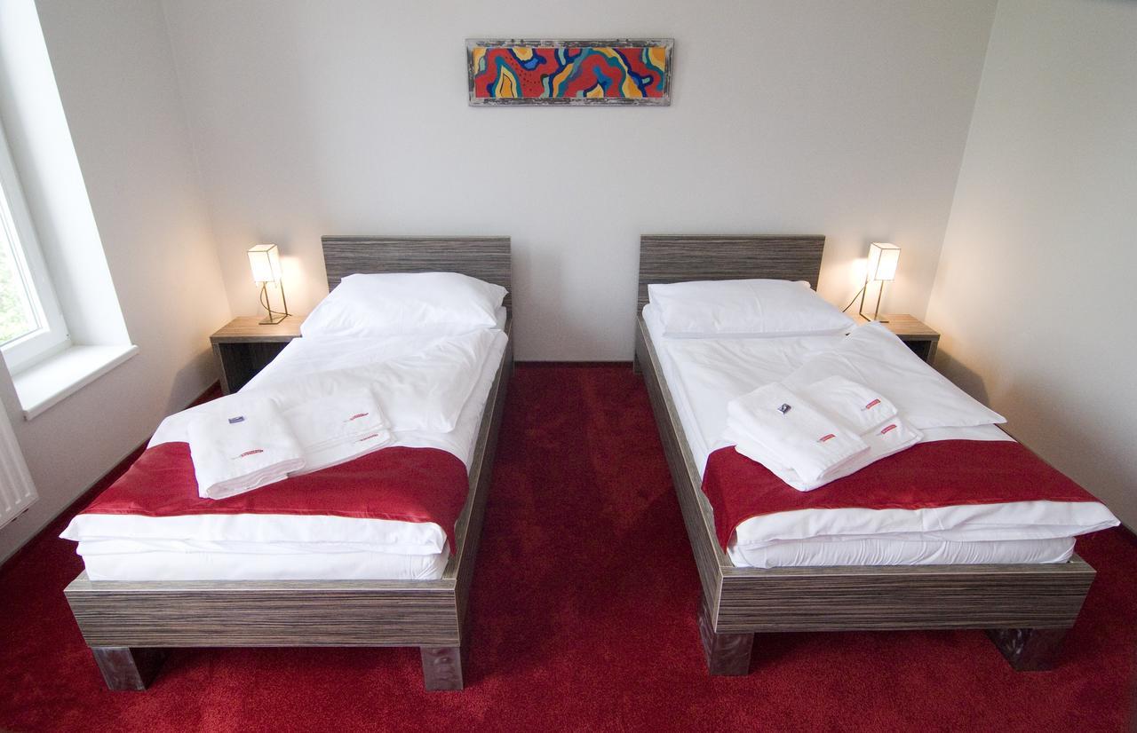 Hotel Olympia Kopřivnice المظهر الخارجي الصورة