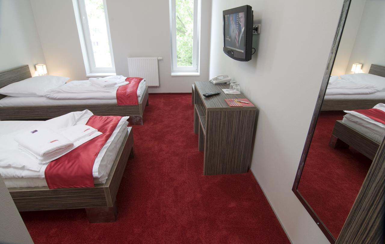 Hotel Olympia Kopřivnice المظهر الخارجي الصورة